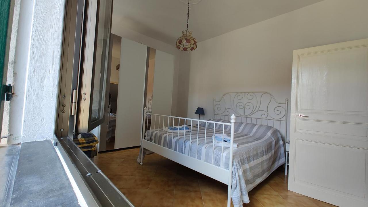 Countryhouse Traversa Du Furnu Imperia Exterior photo